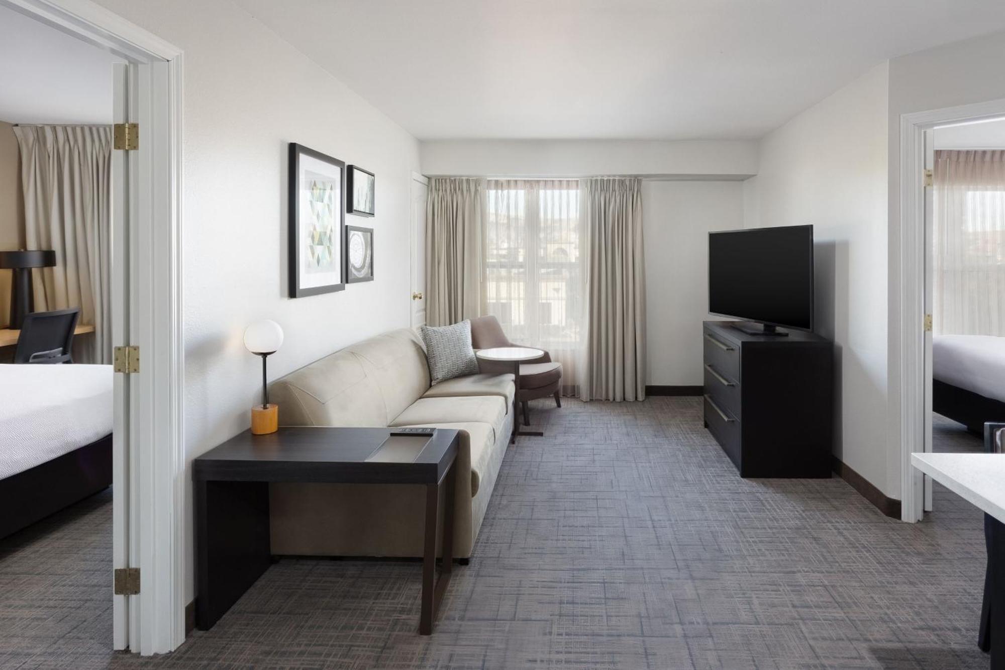 By Marriott Riverside Hotel Corona
