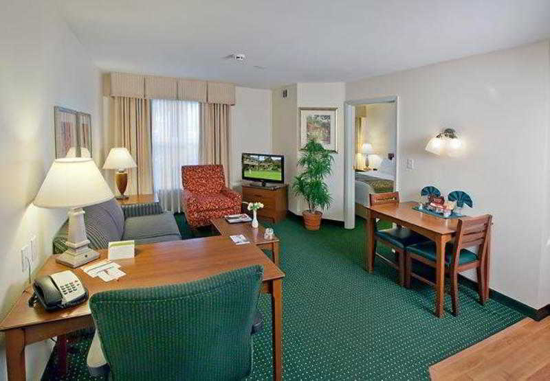 By Marriott Riverside Hotel Corona