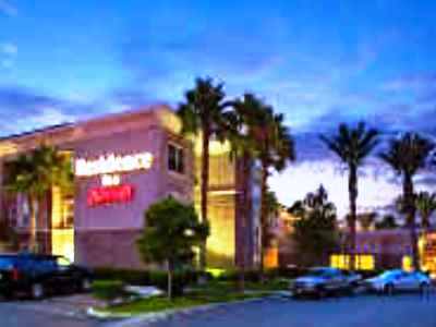 By Marriott Riverside