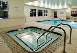 Hotel By Marriott Riverside 3*